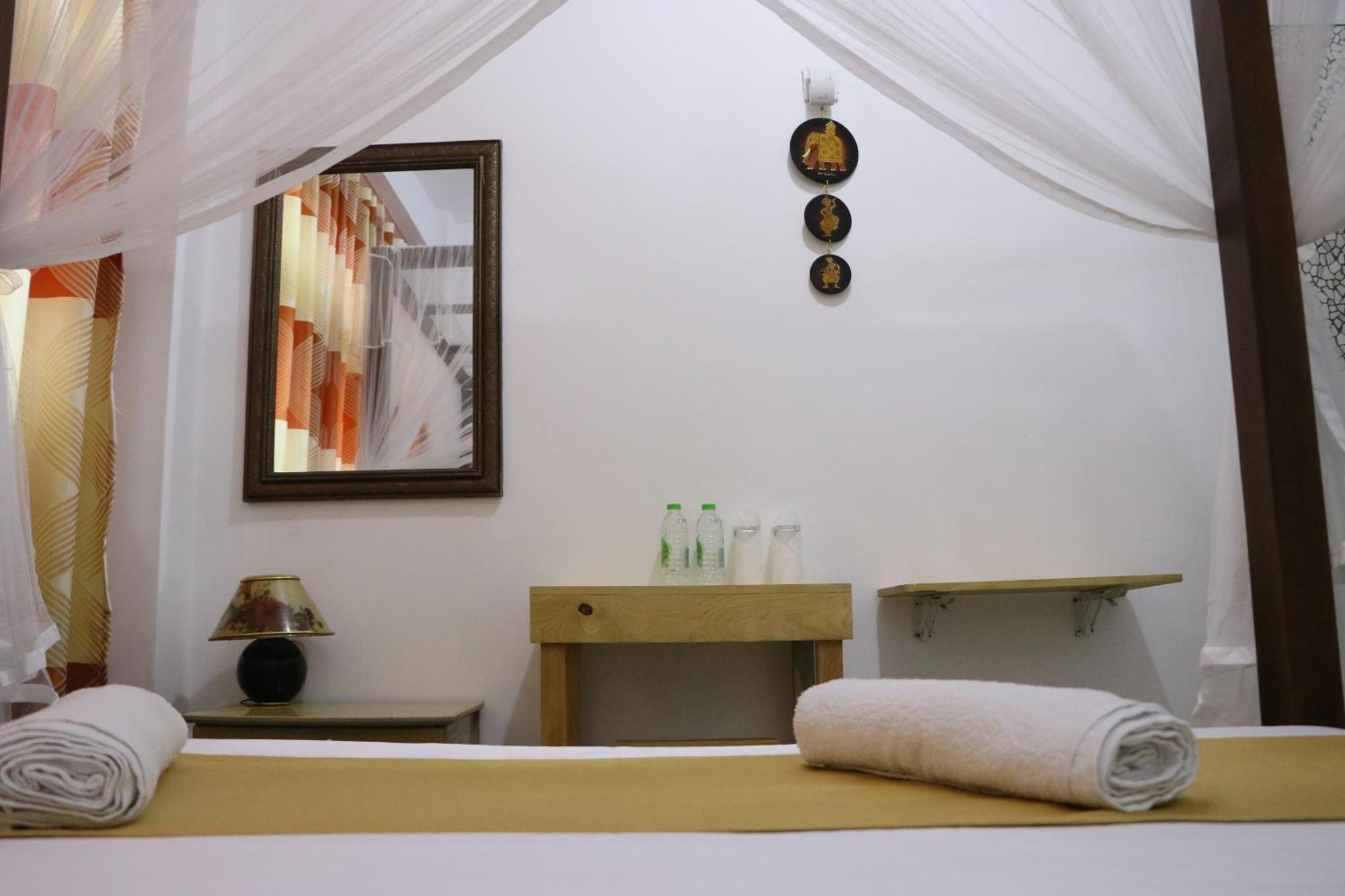 Sheru Guest Matara Exterior photo